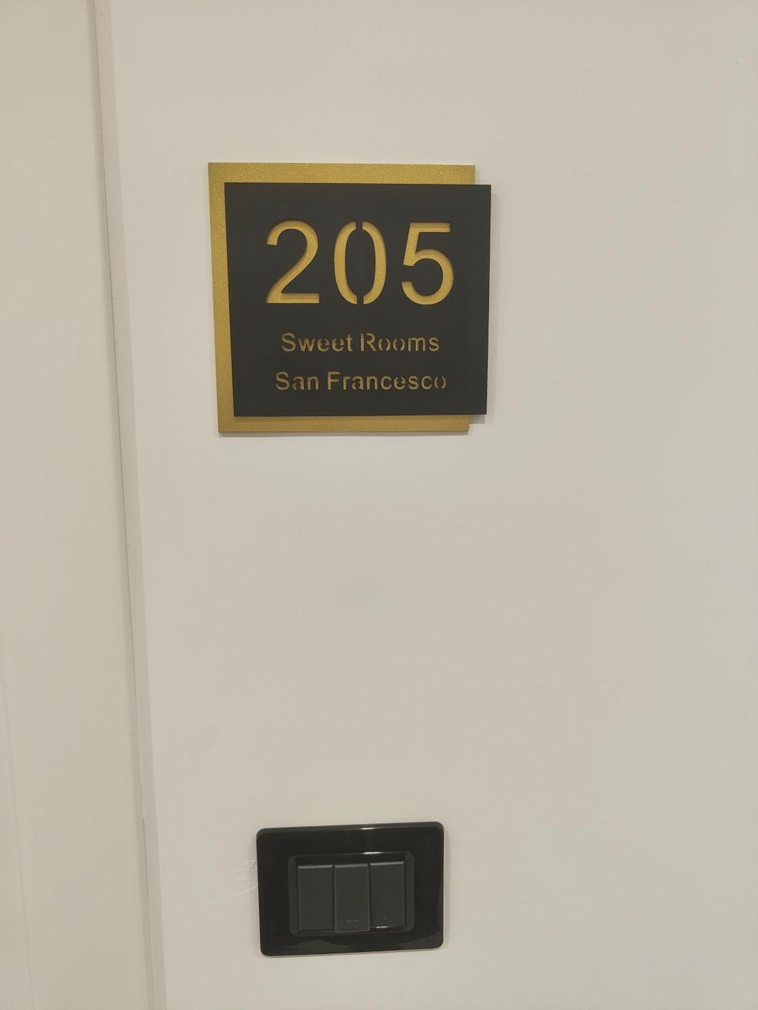 Sweet Rooms San Francesco نابولي المظهر الخارجي الصورة